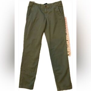 J. CREW women’s waverly chino pants,olive green tapered leg, size 2